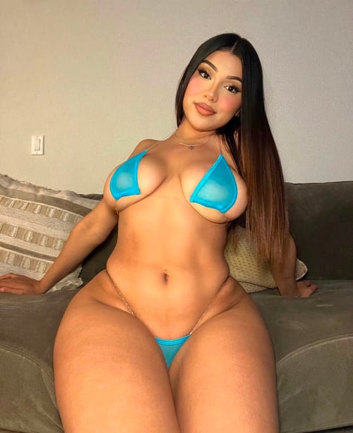 Hey Papi, wanna fuck? Hit me up now! Text: (904) 400-0216 Snapchat: Nuellamarlow WhatsApp : (904)