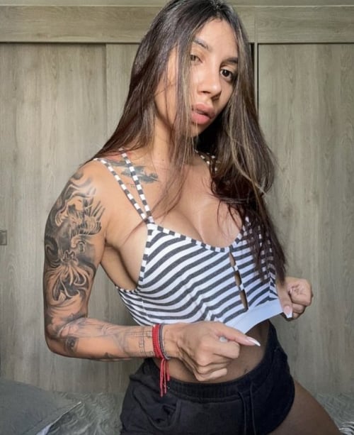 I’m available for both Incall and outcall Services👅🥰