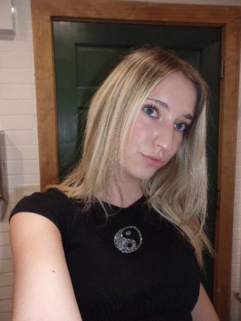 Female Escorts Available now ✅