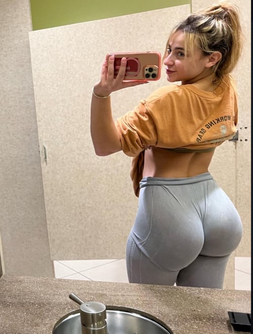 Sexy 🤪gfe 👨❤️💋👨36DD kiss69 😘b2bnuru 😍 waiting you come to me🤙+1 (424) 507-4693