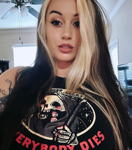 Service 😋 Your Place 😋Or Mine😋Ready Now😋 Mandy Juicy pussy 💦💦💦TEXT ME +1 7158632421