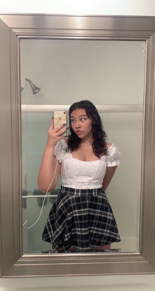 I AM AVAILABLE FOR BOTH INCALL AND OUTCALL SERVICE