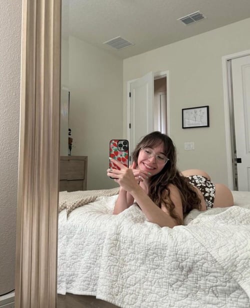 I AM AVAILABLE FOR BOTH INCALL AND OUTCALL SERVICE