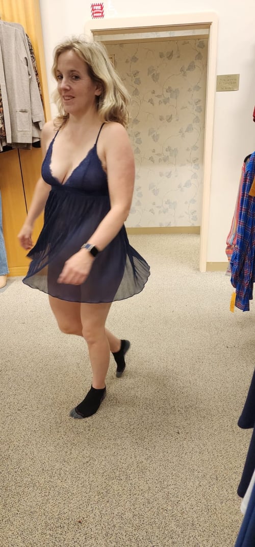 ARE YOU TIRED AND STRESSED OUT ? LET ME RELIEVE YOU OFF ANY STRESS AND MAKE YOU CUM ...🍑🍑🍑💦🍆🍆