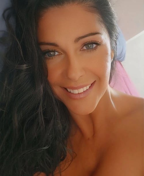I am available for outcall and incall 💦 REAL
