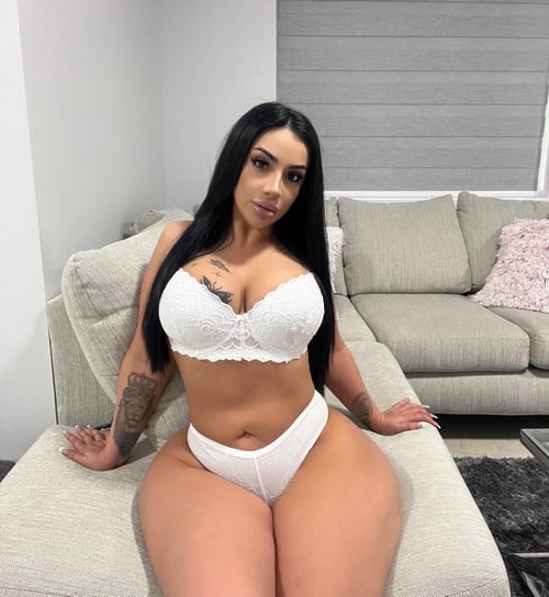 Big booty⭐ throat goat⭐ BBJ ANAL GREEK BARE. AVAILABLE 24/7