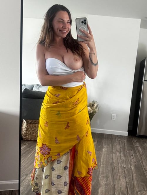 I’m clean🫧and Sweet ash🍑🤤I hope you are too I’m open for services hmu if your down to meet up 🍆