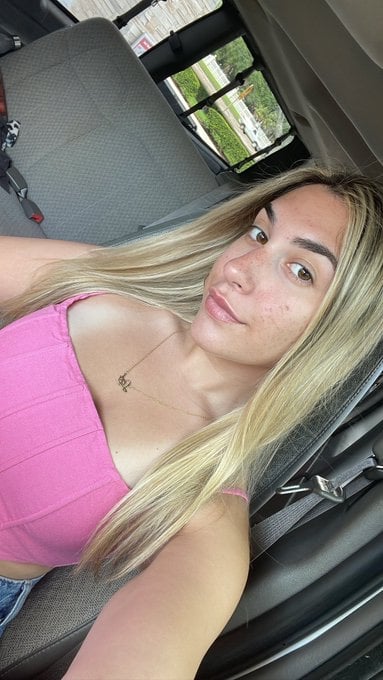 HERE FOR FUNSEX & MASSAGE