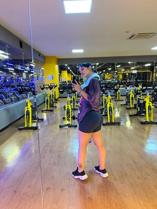 Hey 👋there🌚it’s isla 👻Hmu +1 209-920-6307 if you're down to meetup or hmu 🤙 on snap:Jenifer-isla