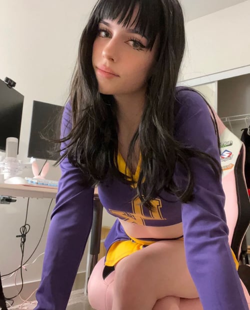 I AM AVAILABLE FOR BOTH INCALL AND OUTCALL SERVICE