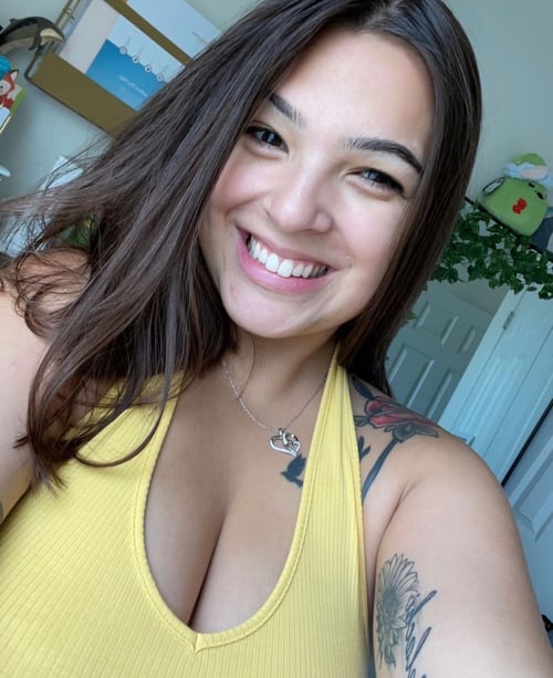 Yo it’s Leola I squirt a lot and ride real good 💦 💕☺️ 419-689-4495
