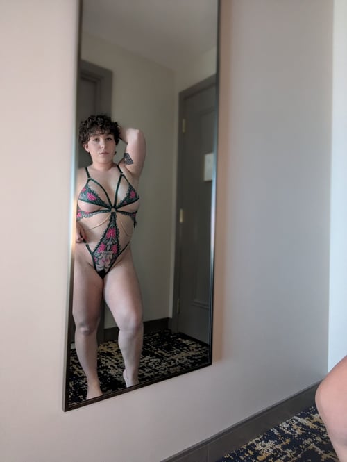 I will make you cum hard🍆,by taking you for my own pleasure🍑, making you cum for me🥰