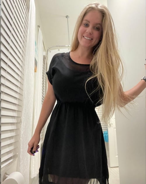 Hot Sexy Blonde👱‍♀️wants Raw **** 💦😝🍑🍆& Hookup… Text me on my cell Number “+1 484 256-0960” 🤩