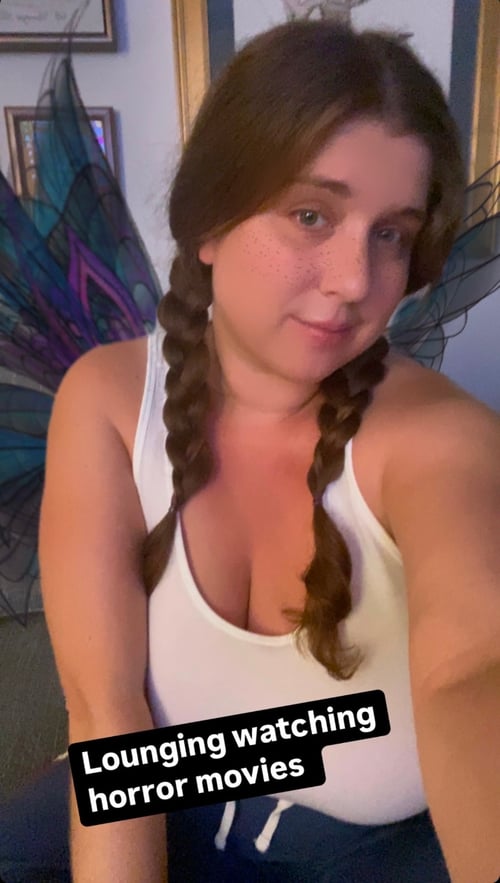 CLEAN FUN PROVIDING MASSEUSE! KAY