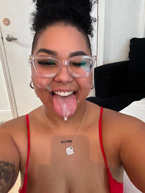Available for both incall and outcall service