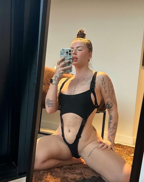 HORNY LET’S HOOKUP 🍆💦🍑 AVAILABLE FOR BOTH INCALL / OUTCALL