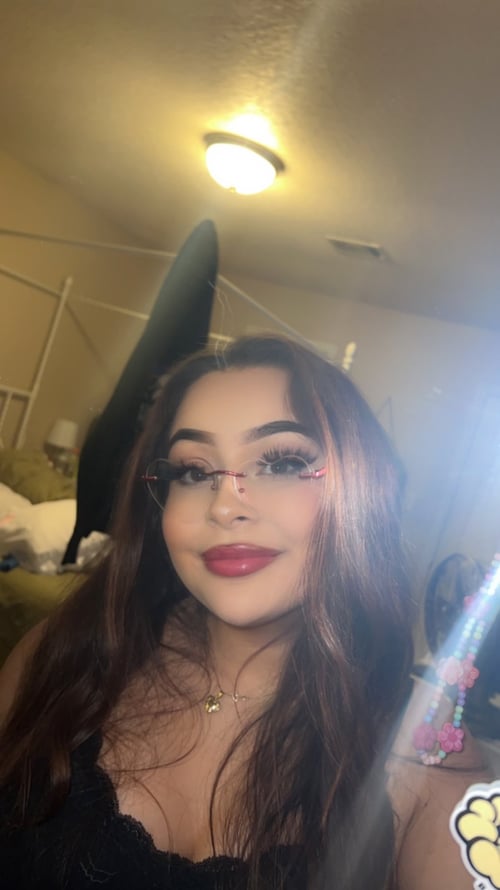 NAUGHTY MEXICAN GIRL NEXT DOOR AVAILABLE FOR ALL SERVICE!!!!!!!!!!!!!!!!!!!!!