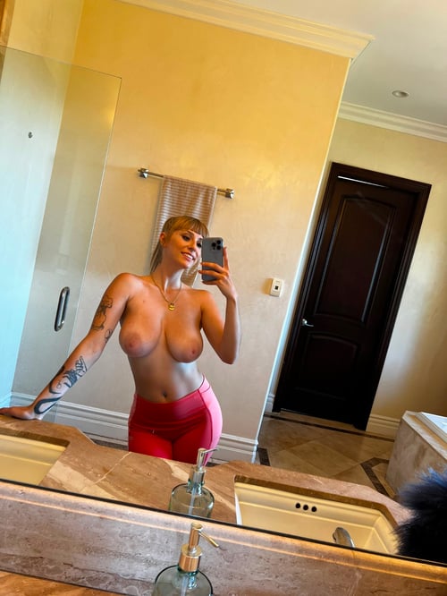 I ACCEPT PAYMENT IN PERSON💓HOT SEXY GIRL READY FOR YOU, 7069123134 and Telegram: @Debbie_Green123
