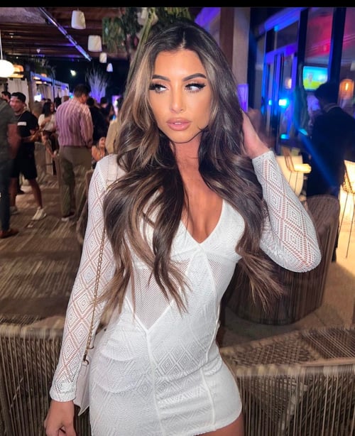 Classy Chloe