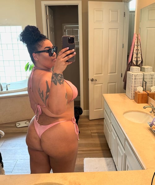 Available for both incall and outcall