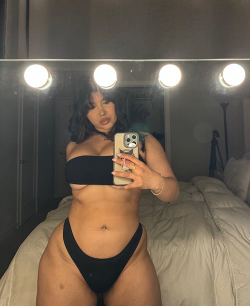 AVAILABLE For HOOKUP/NIGHT STANDS,HMU +16614450780 Let me sit on your face👅🍑🍆💦
