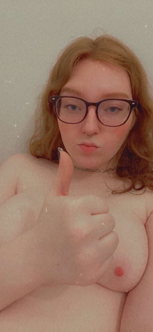 Hit me up if you’re down for hookup chat me up :Number: (417) 290-4007 Or Snapchat:edwige_edw