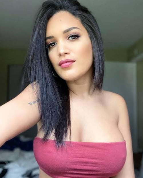 I’m down for fun hookup and massage 100% legit HMU:telegram: @angelaisbeautiful