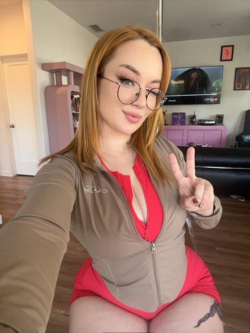 Am down for hook up I WANT YOU SO DEEP INSIDE ME 🍑🤤 (+1 (813) 796-2508