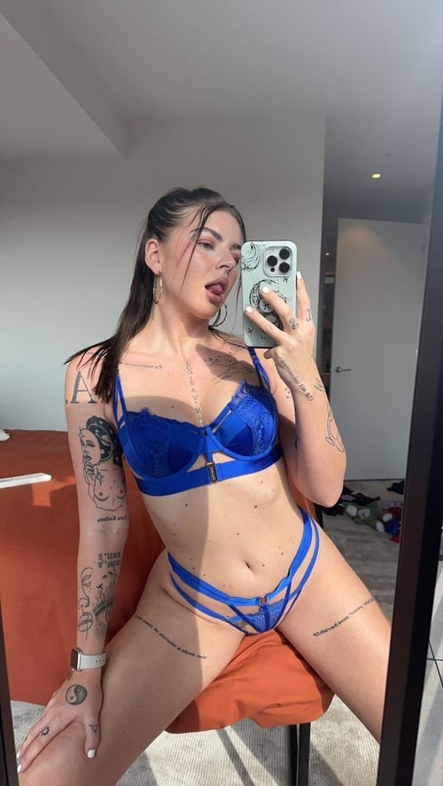 I’m available for hook up both Incall 👅🫦and outcall👅👅❤️