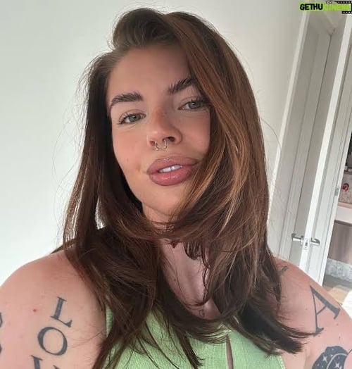 I’m down for sex fun. Incalls, outcalls, hotels and vacation bookings.
