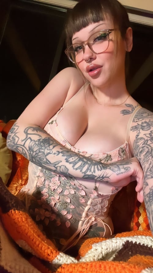 Text me +1 (412) 908-2621 instagram::nikky.pet02 I’m available for kissing & Bj🍆new 69 style