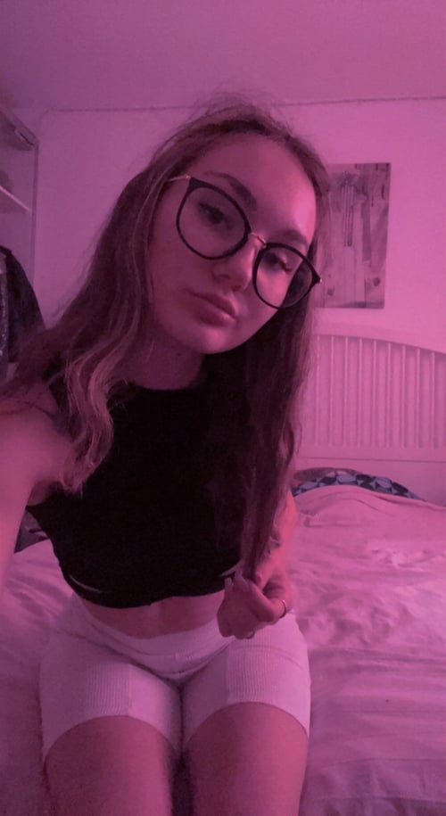 Young💞sexy💞Horny💞Queen💕Available Now no deposit pay when I offer you my service 💦Sweet Treat
