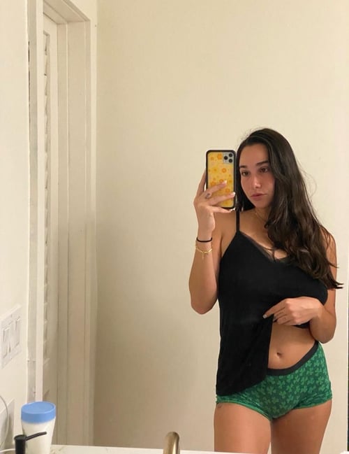 i’m available for incall and outcall service😍