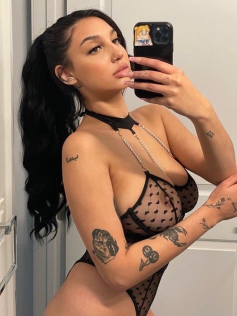 ❤️🥰 I WANT YOU SO DEEP INSIDE ME💖💯 Are you stressed and need Some hot reliever? I’m a horny sexy