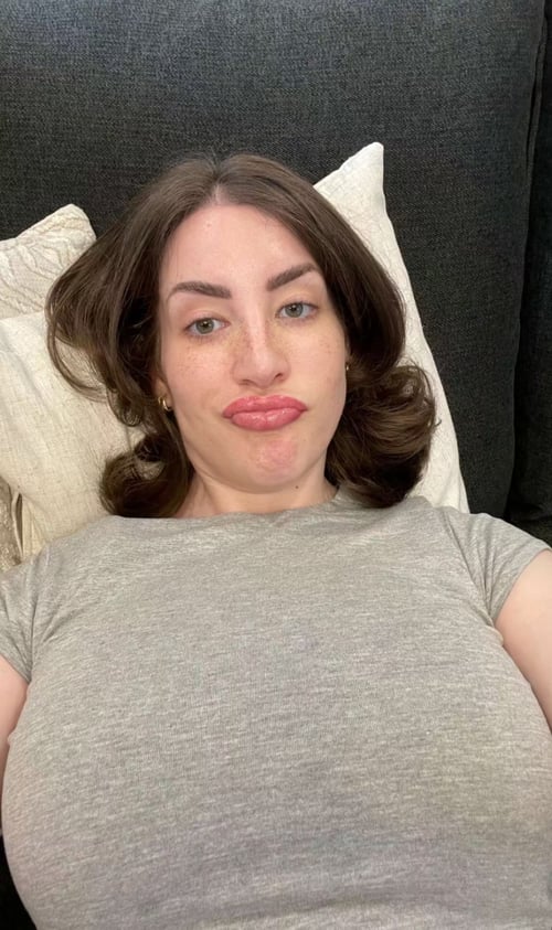 hello, my special for the weekend is 130 one hour and two hours 200 | accept cash Text me