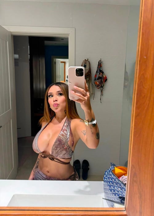 Gmail: kimberlynewel21@gmail.com Yo it’s Kimberly I squirt a lot and ride real good 💦 💕☺️