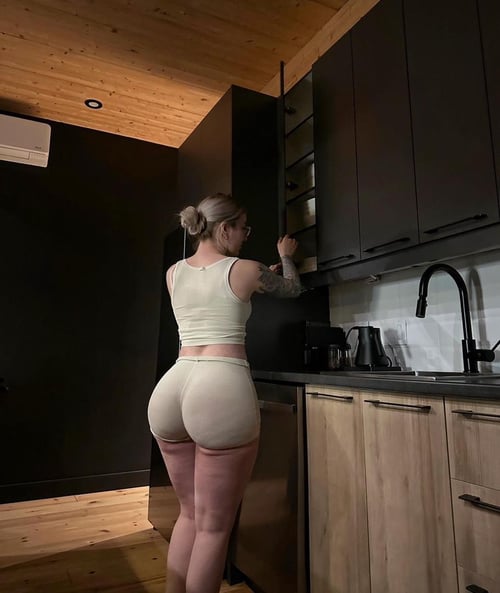 Hey hit me on +1 (717) 750-5289 🍑🍯 Hot & Sexy, Clean & soft.Now i'm available for incall outcall