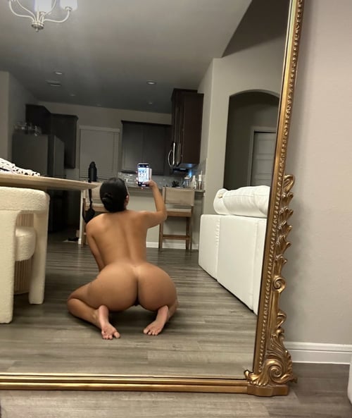 Hey daddy,wanna fuck? Hit me up now!Text:+1 (585) 981-9855 zangi:10-0226-3811, snap: eliford_12m