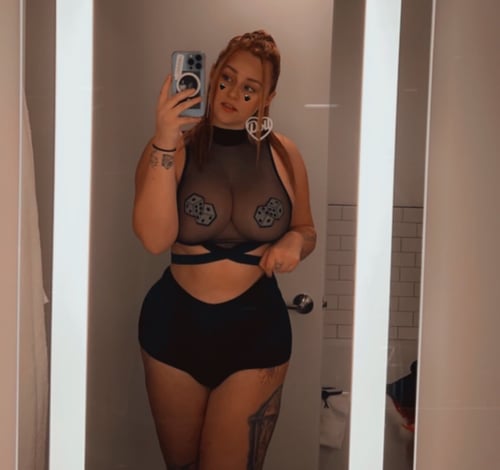 I’m available for sex hookup and some other fun 8476297942