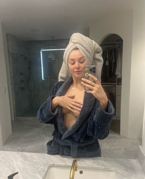 LET ME RELIEVE YOU OFF ANY STRESS AND MAKE YOU CUM MULTIPLE TIMES 🍑💦💦🍆🍆👅👅🍆🍑💦