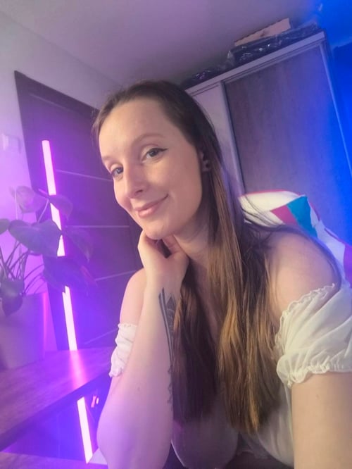 Available for incall, outcall, or a discreet cardate. Call me at +12602705946.