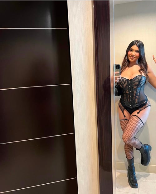 CLEAN,100% LEGIT AND UPSCALE BEAUTY 👅 Available for Incall and outcall services!!!