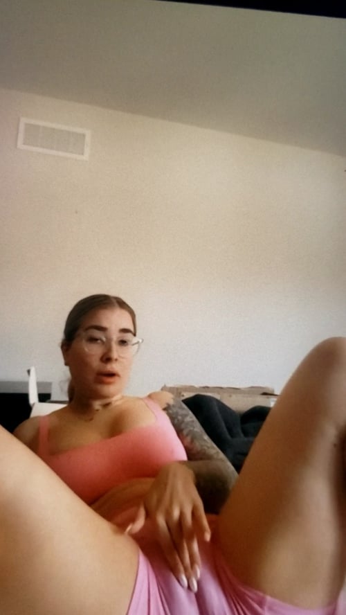 I am available for FACETIME and DUO SESSION ✅💯CAR-DATE 🚘 INCALL 🏡 and OUTCALL
