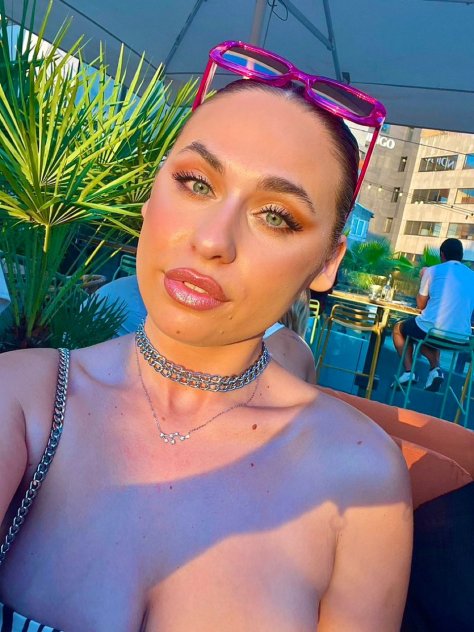 Nextdoor Sweetie