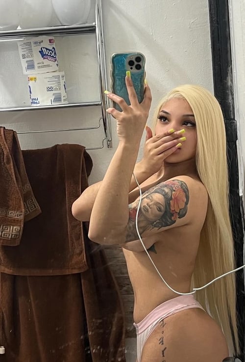 Hello my special 😍😍 for the weekend it is 75 one hour and two hours 150 I accept cash 😈😈😈 call