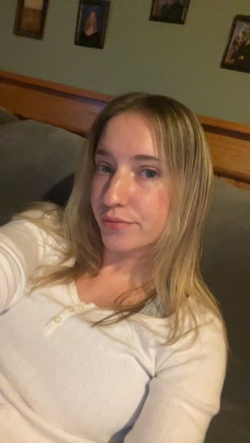 Your 😘Naughty💋Princess🤭 next 🍑door. I’m available now.