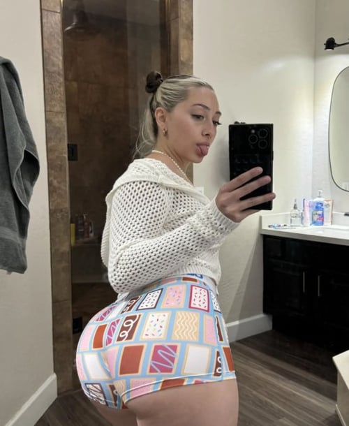 💕Horny Woman 💕 💚Curvyy Ass And Clean Pussy🔥SPECIAL SERVICE FOR ALL