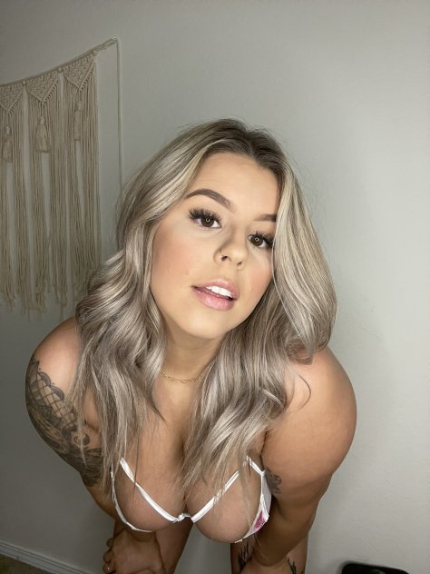 Available for sex and massage