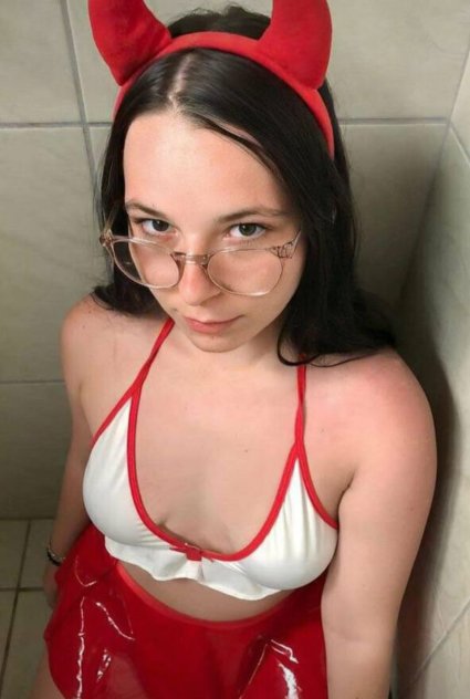 Payment available now in person text me as KATE