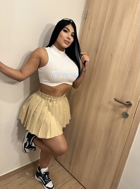 Venezolana nice